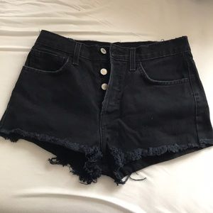 Brandy Melville Black Denim Shorts🖤